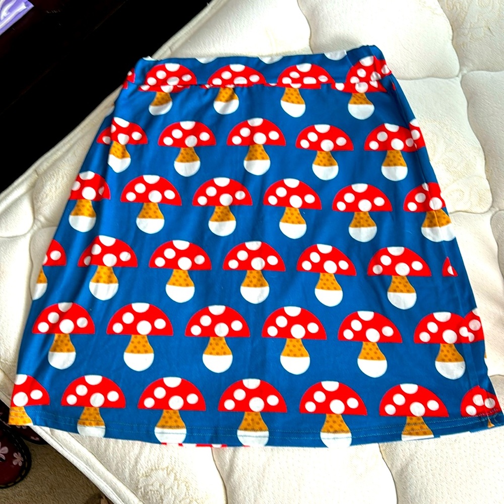 Mushroom mini skirt